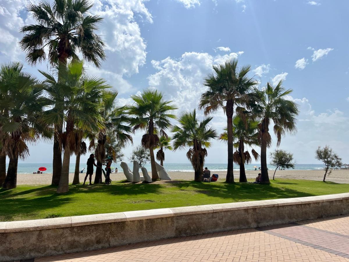 Terrace By The Sea By Gms Apartamentos ฟูเอนฮิโรลา ภายนอก รูปภาพ